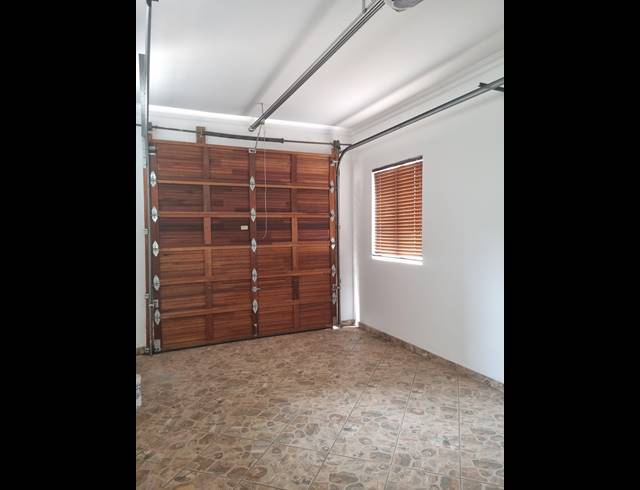 3 BEDROOM HOUSE FOR SALE IN XANADU